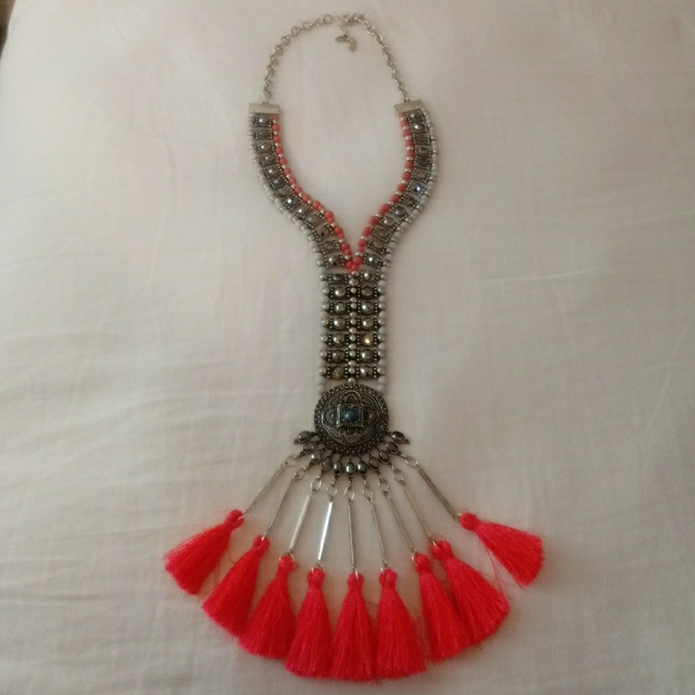 🧨🧨LAST CHANCE🧨Long colorful statement necklace.